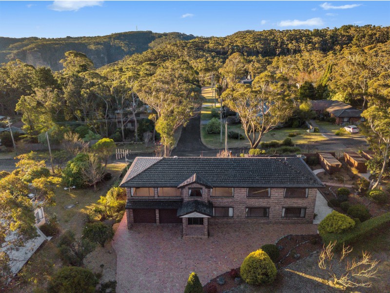 49 Essendene Road, Katoomba NSW 2780