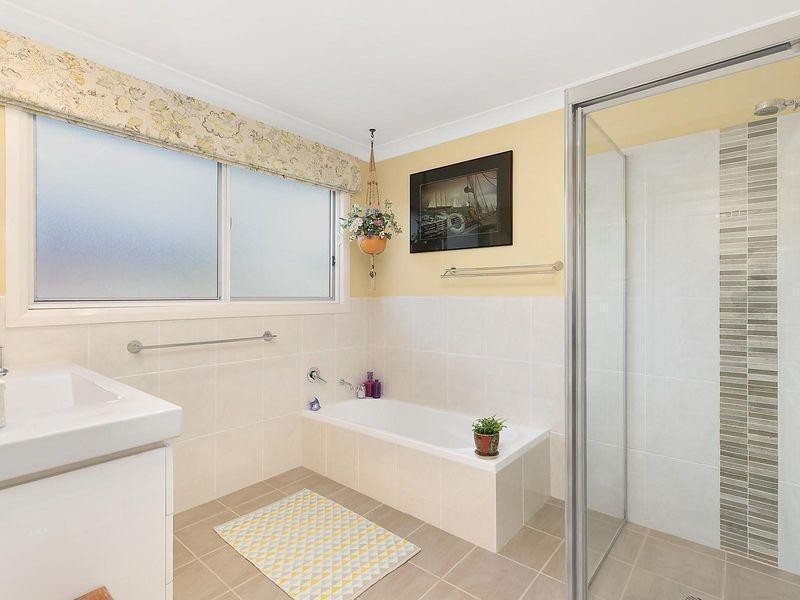 32 Great Western Highway, Wentworth Falls NSW 2782