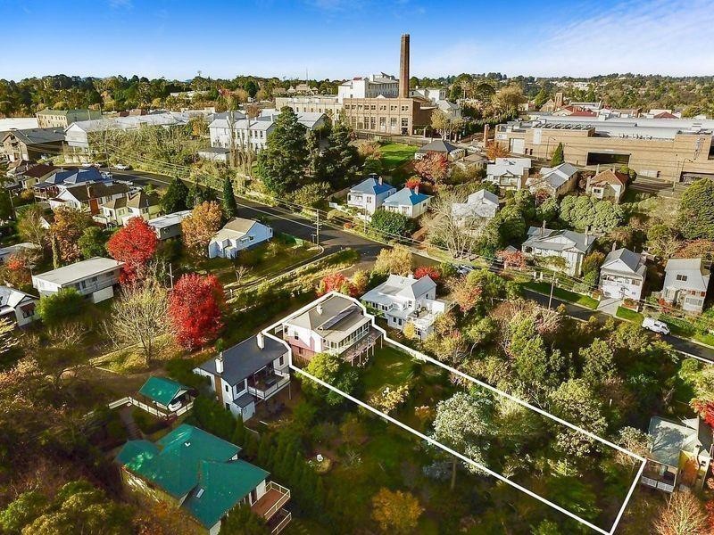 2 Warriga Street, Katoomba NSW 2780