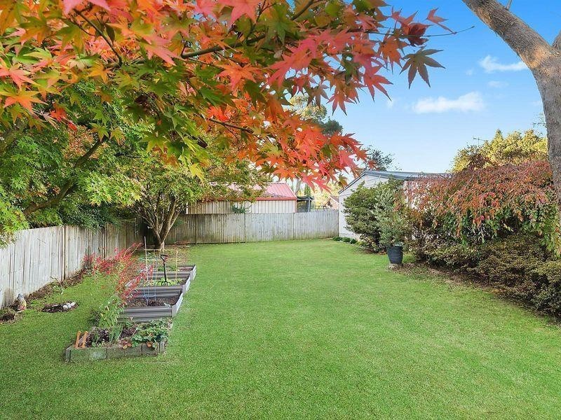 23 Shortland Street, Wentworth Falls NSW 2782