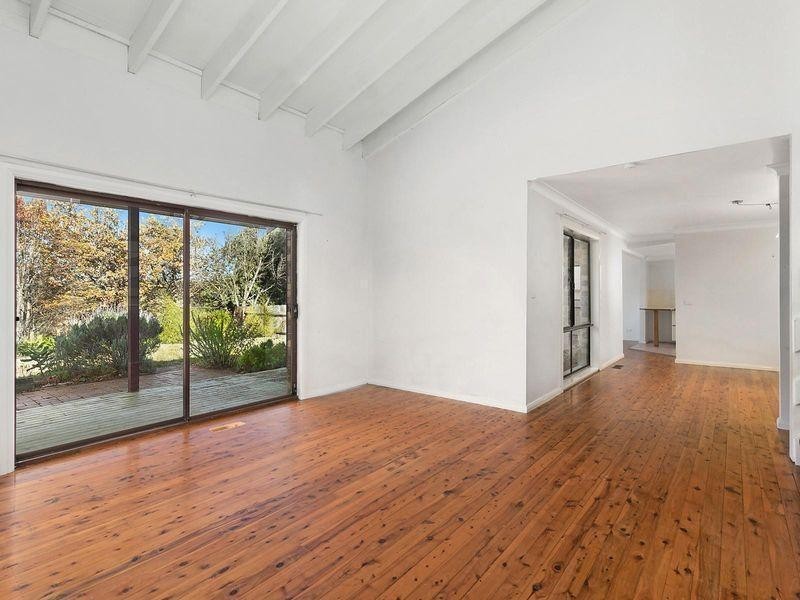 44 Bass Road, Wentworth Falls NSW 2782