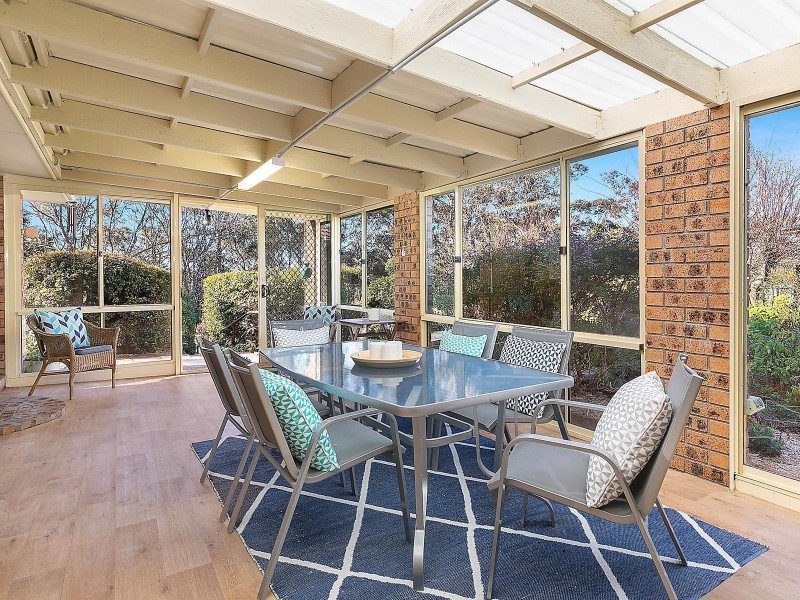 34 Queen Elizabeth Drive, Wentworth Falls NSW 2782