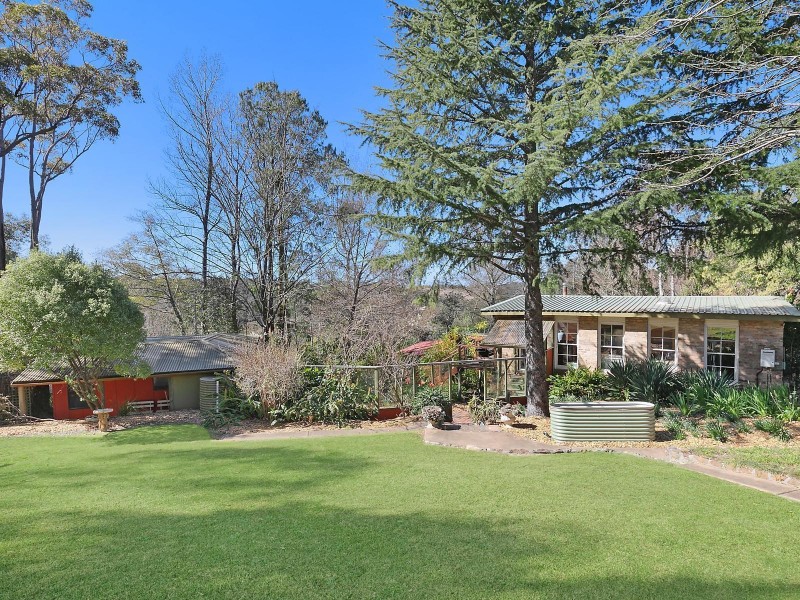 52 Albert Road, Bullaburra NSW 2784