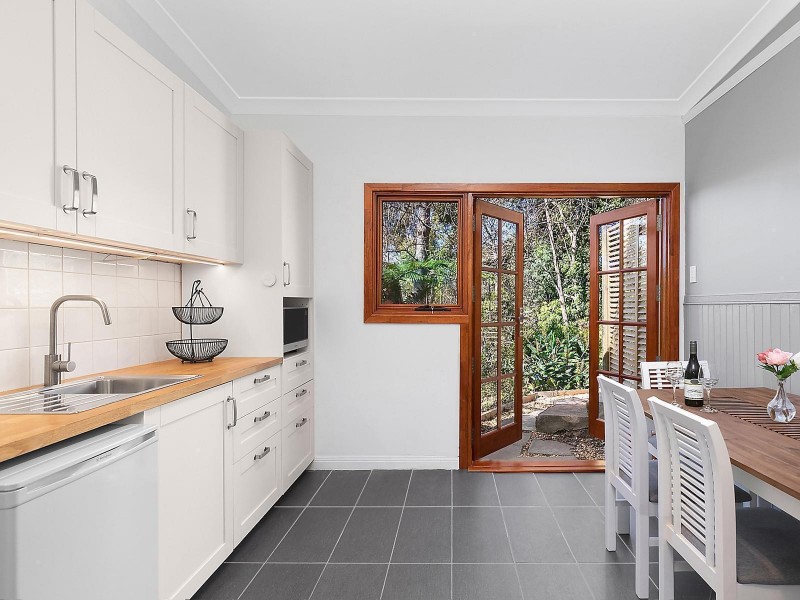 52 Albert Road, Bullaburra NSW 2784