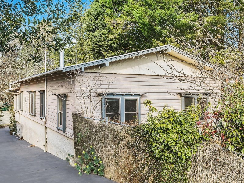 242 Leura Mall, Leura NSW 2780