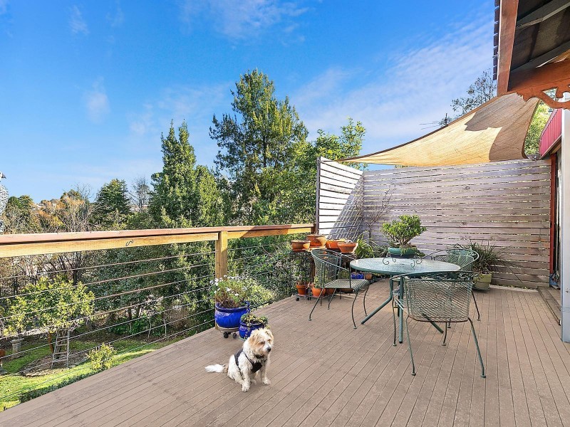 25 Bourne Street, Wentworth Falls NSW 2782