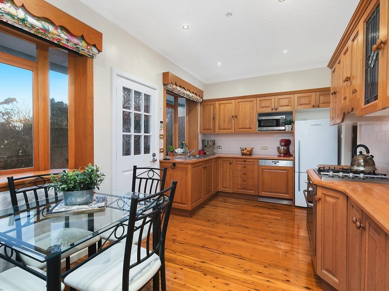 97 Blaxland Road, Wentworth Falls NSW 2782