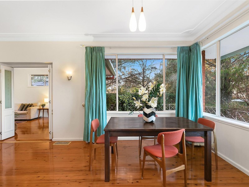 97 Blaxland Road, Wentworth Falls NSW 2782