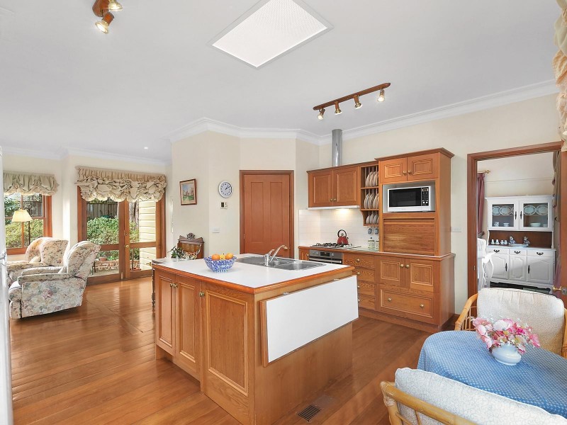 8 Wentworth Avenue, Leura NSW 2780