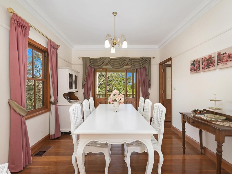 8 Wentworth Avenue, Leura NSW 2780