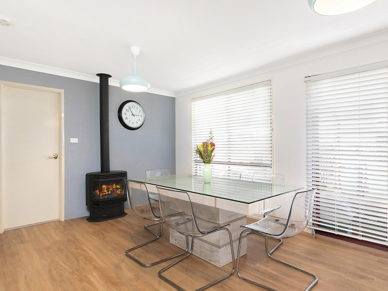 8 Parker Street, Woodford NSW 2778