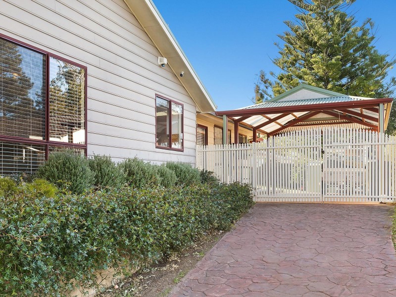 8 Parker Street, Woodford NSW 2778