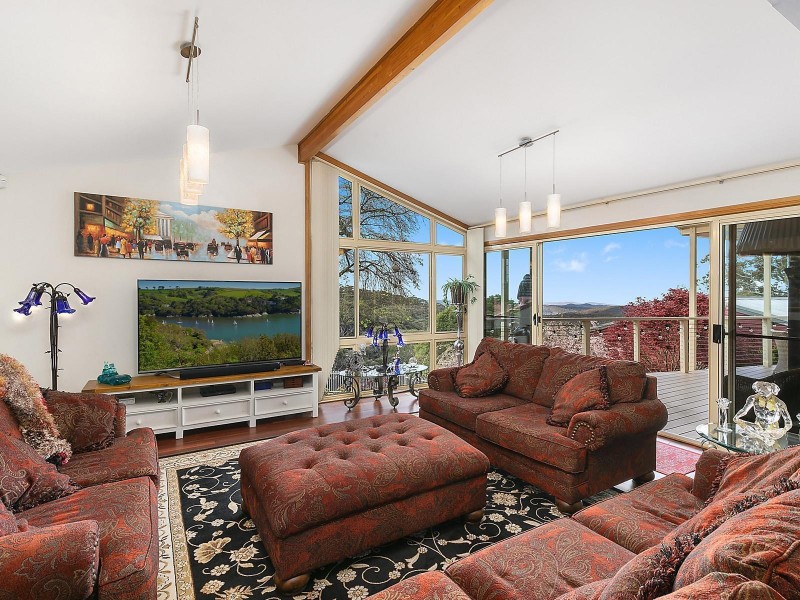 40 Claines Crescent, Wentworth Falls NSW 2782