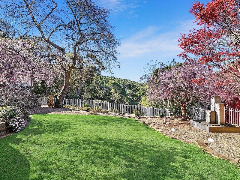 40 Claines Crescent, Wentworth Falls NSW 2782