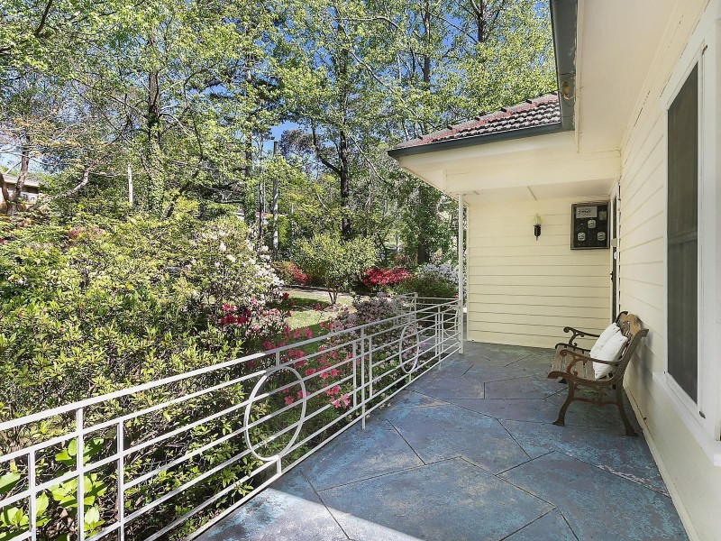 12 Coniston Road, Leura NSW 2780