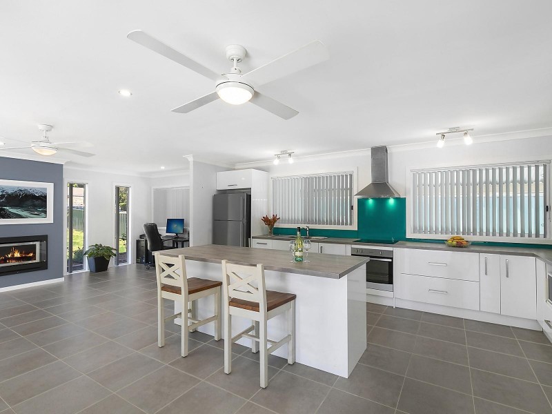 9 Chester Road, Wentworth Falls NSW 2782