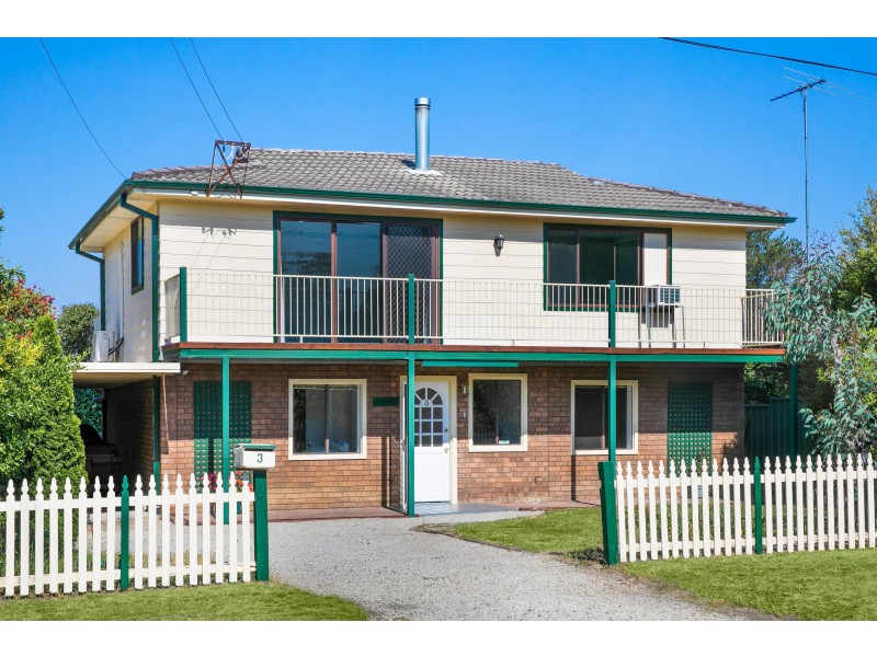 3 Arthur Street, Woodford NSW 2778