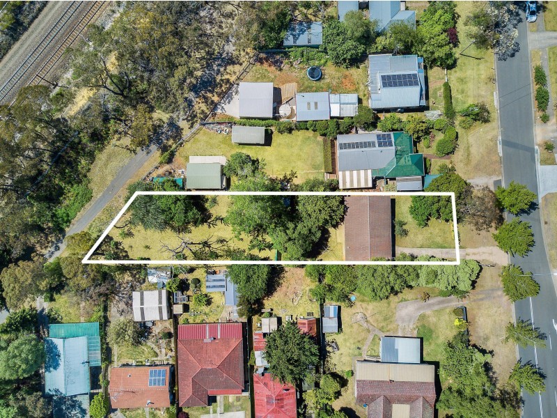 9 Mitchell Street, Wentworth Falls NSW 2782