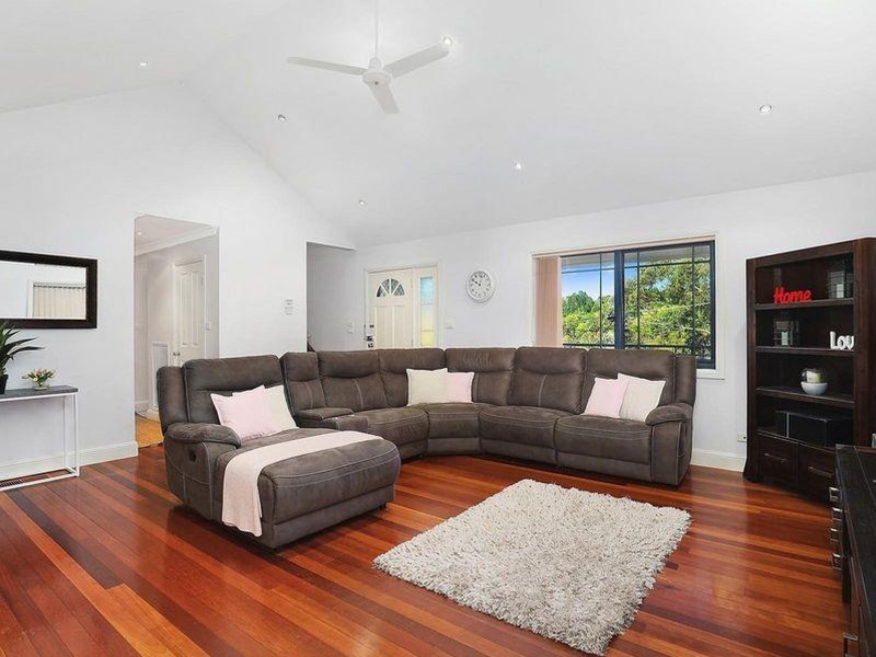 16 Wood Street, Wentworth Falls NSW 2782