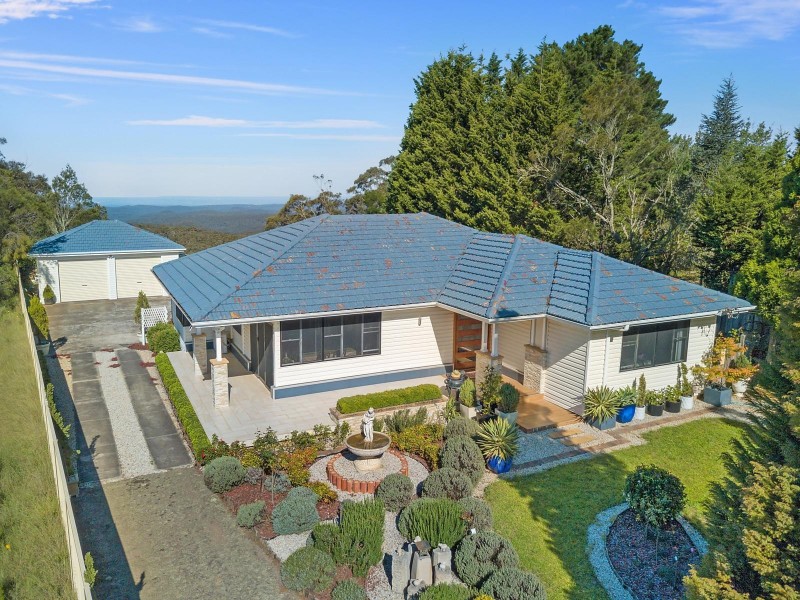 76 Tableland Road, Wentworth Falls NSW 2782