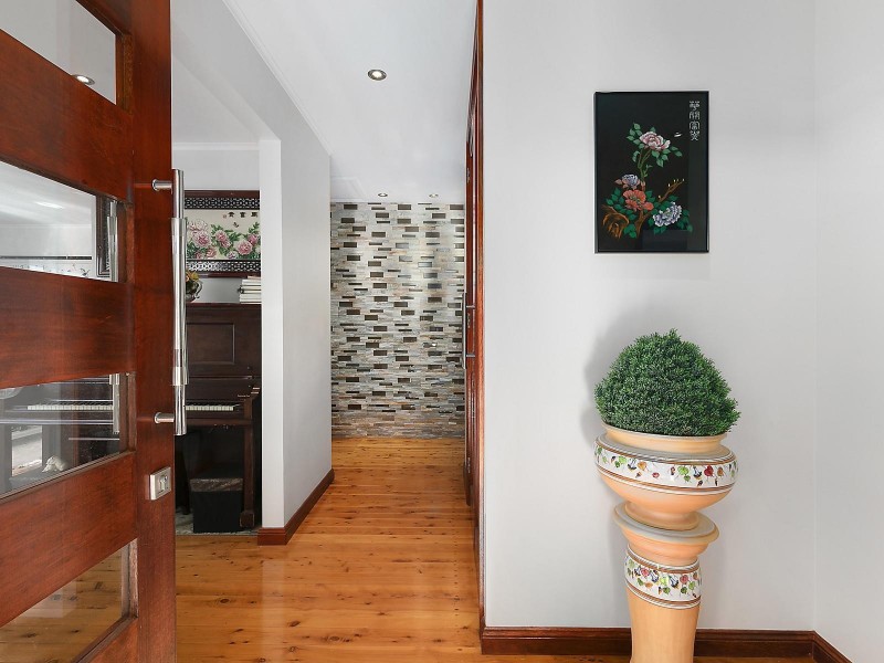 76 Tableland Road, Wentworth Falls NSW 2782