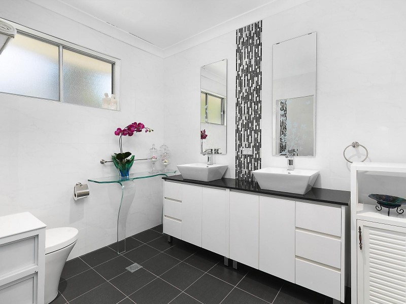 76 Tableland Road, Wentworth Falls NSW 2782