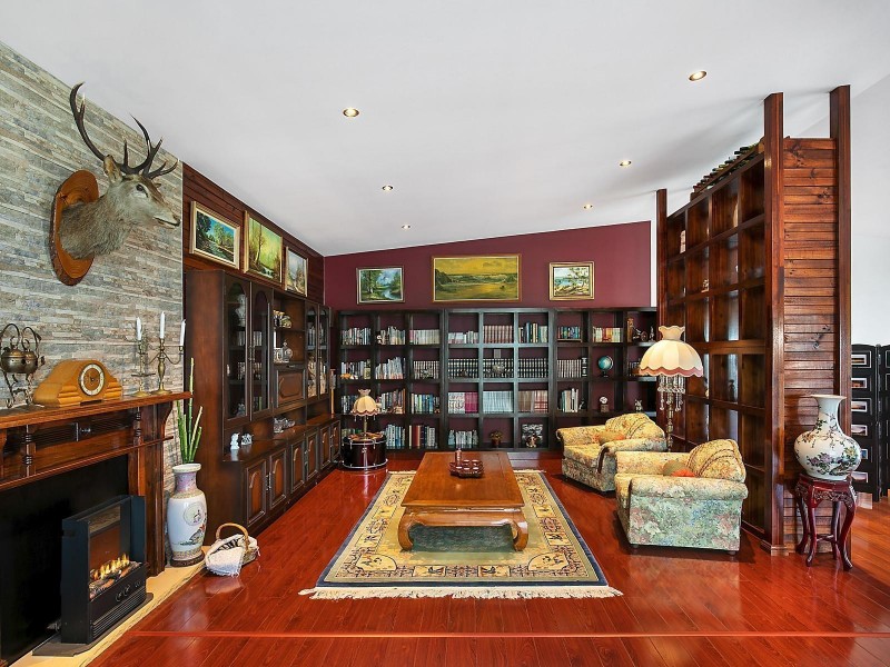 76 Tableland Road, Wentworth Falls NSW 2782