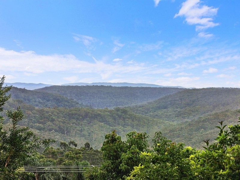 6 Kingsway, Hazelbrook NSW 2779