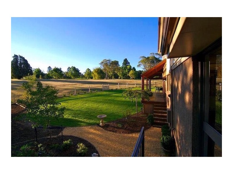 17 Sublime Point Road, Leura NSW 2780