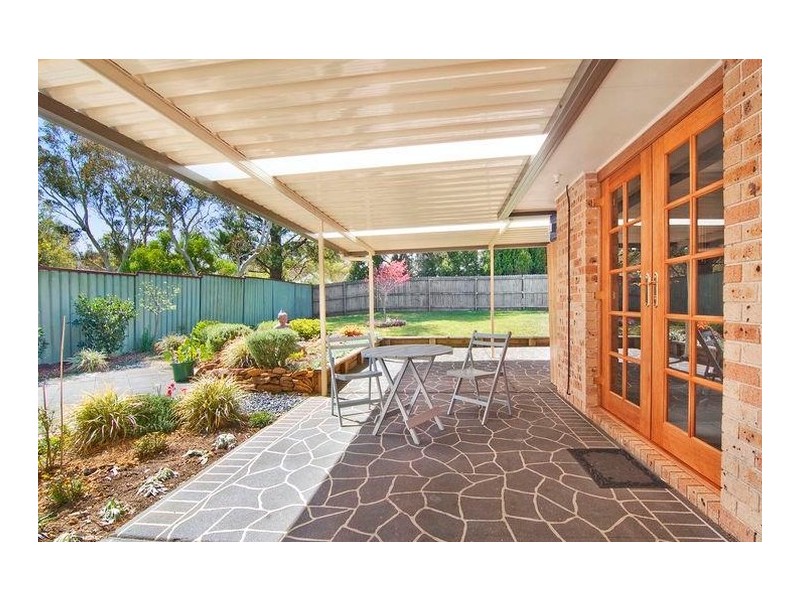 4 Maple Grove, Wentworth Falls NSW 2782