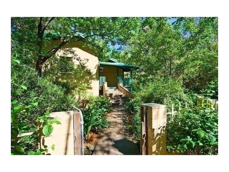 21 Jamieson Street, Wentworth Falls NSW 2782