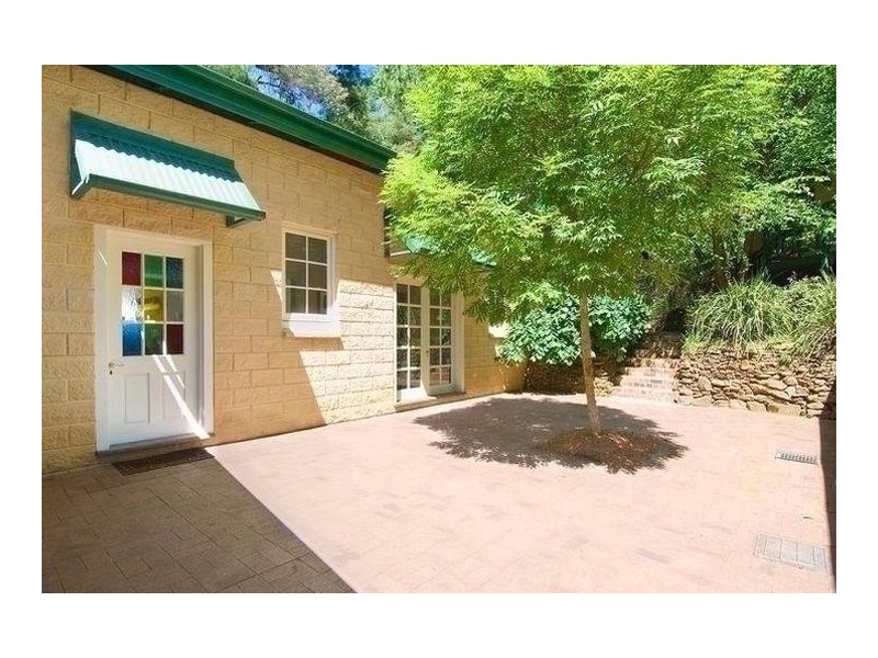 21 Jamieson Street, Wentworth Falls NSW 2782