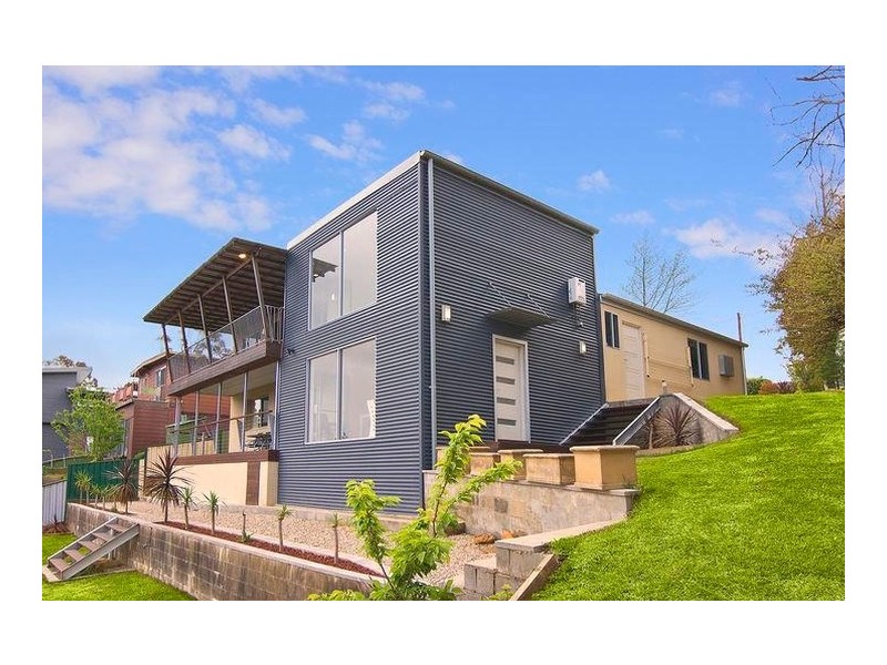 28 Maple Grove, Wentworth Falls NSW 2782