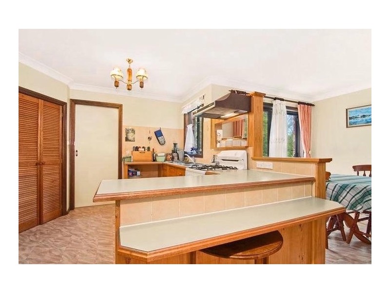 12 Erica Road, Wentworth Falls NSW 2782