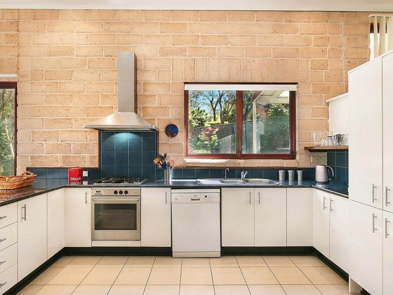 30 Sandbox Road, Wentworth Falls NSW 2782