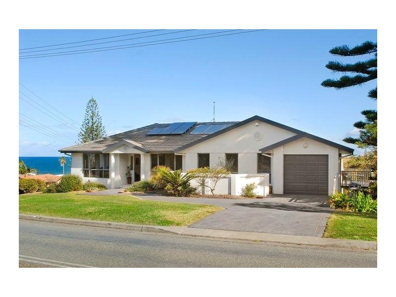 11 Lighthouse Road, Port Macquarie NSW 2444