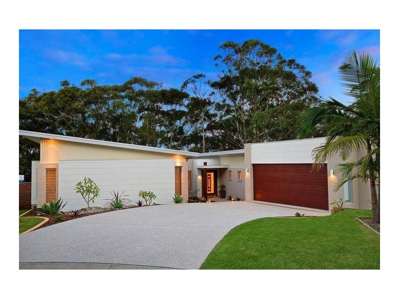 12 Seabreeze Court, Bonny Hills NSW 2445