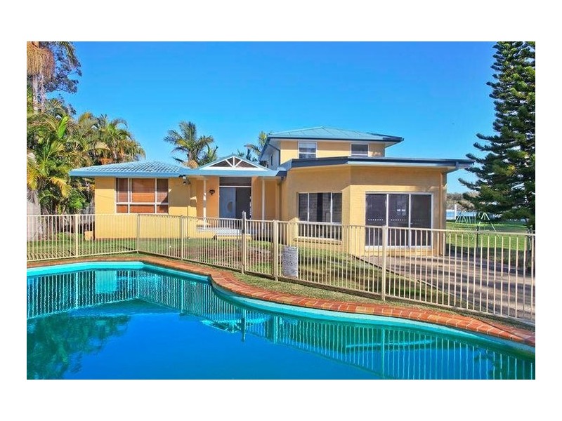 15 Riverside Drive, Port Macquarie NSW 2444