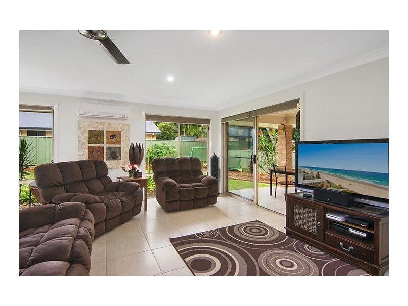 19 Lyrebird Place, Port Macquarie NSW 2444