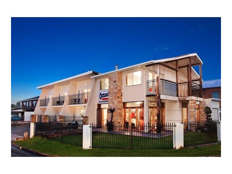 2 Bundella Avenue, Lake Cathie NSW 2445