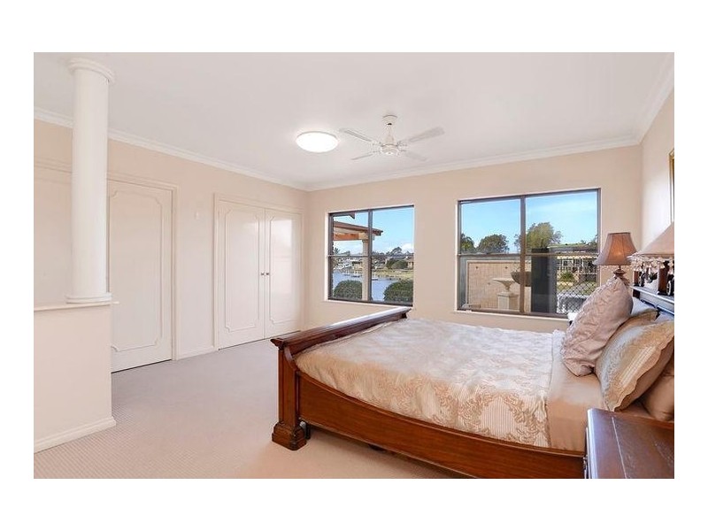 2 Laguna Place, Port Macquarie NSW 2444