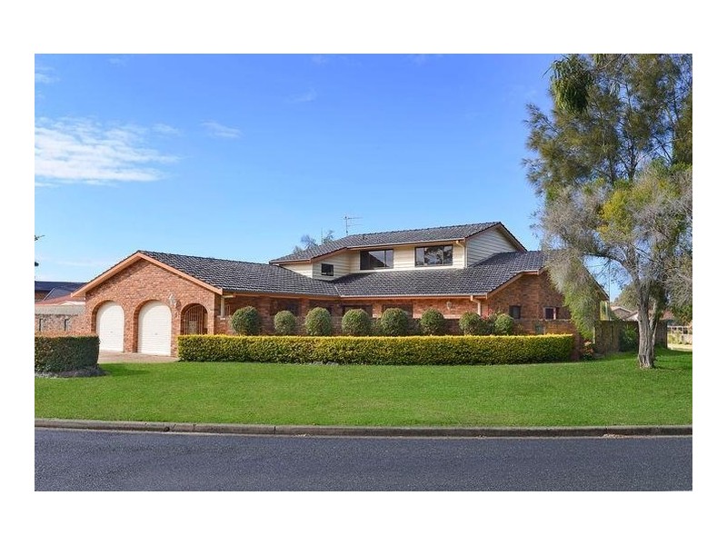 2 Laguna Place, Port Macquarie NSW 2444
