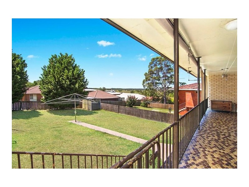 8 Azalea Avenue, Wauchope NSW 2446