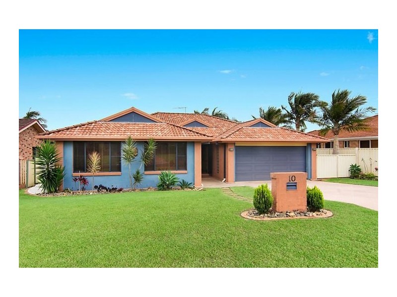 10 Solander Place, Lake Cathie NSW 2445