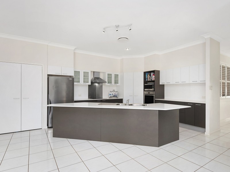 77 Amethyst Way, Port Macquarie NSW 2444