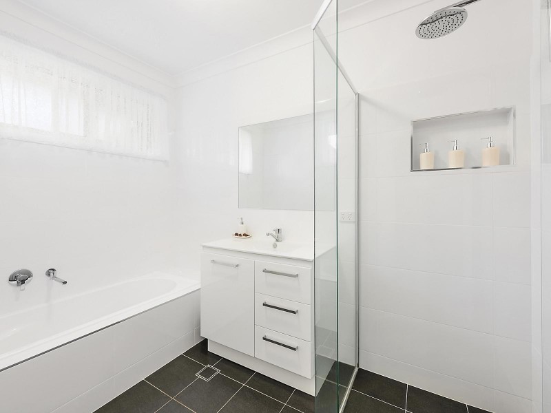 21 Siren Road, Port Macquarie NSW 2444