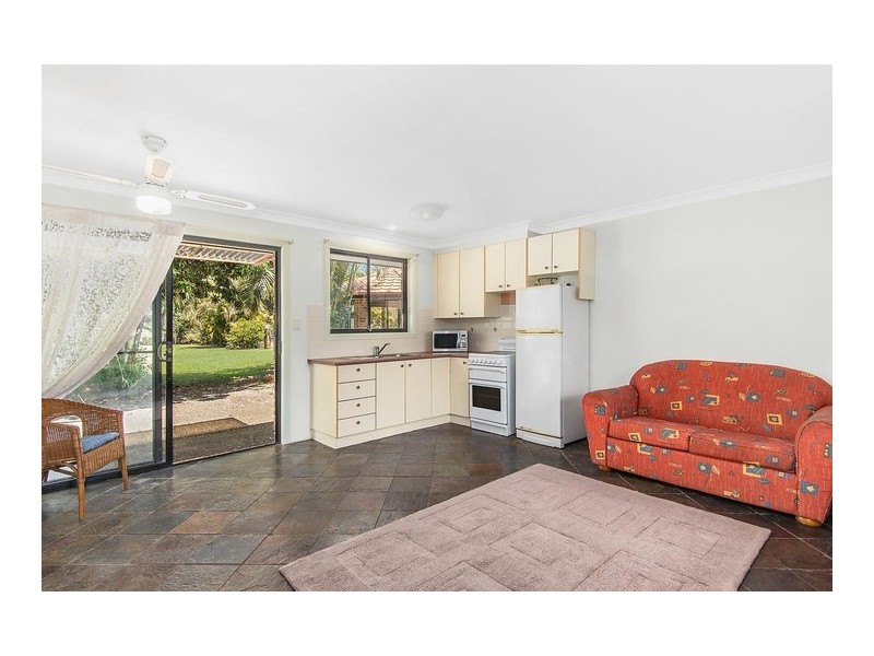 14 Fishermans Way, Lake Cathie NSW 2445