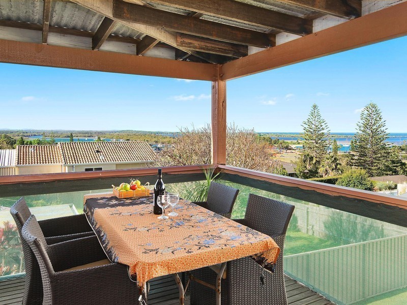 10 Hastings Avenue, Port Macquarie NSW 2444