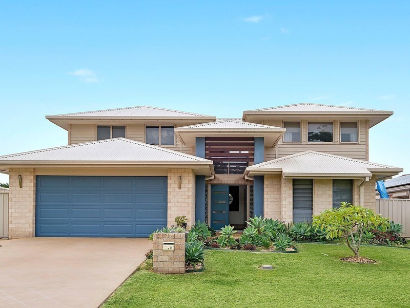 11 Braeroy Drive, Port Macquarie NSW 2444