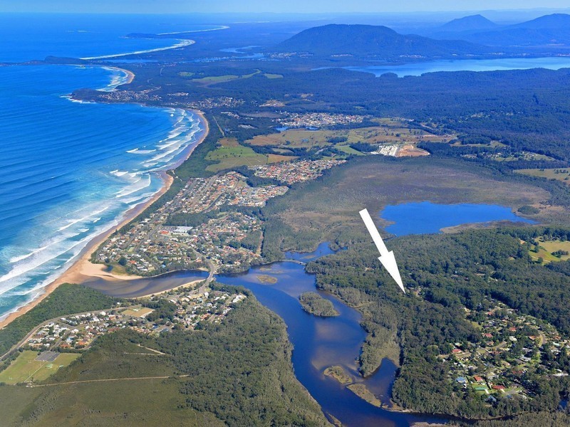 17 Lakeside Way, Lake Cathie NSW 2445